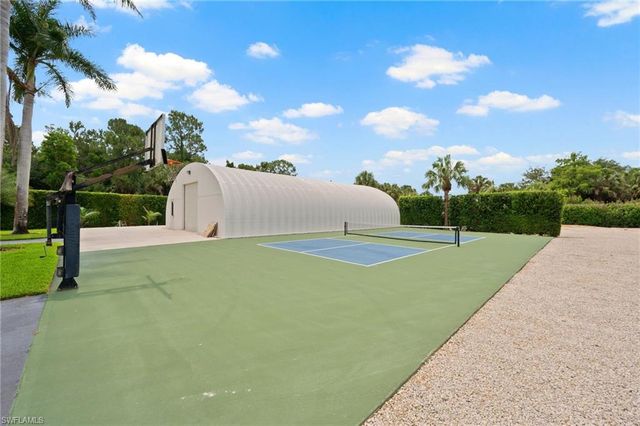 440 20th AVE NE, Naples, FL 34120
