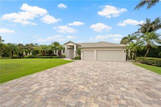 440 20th AVE NE, Naples, FL 34120