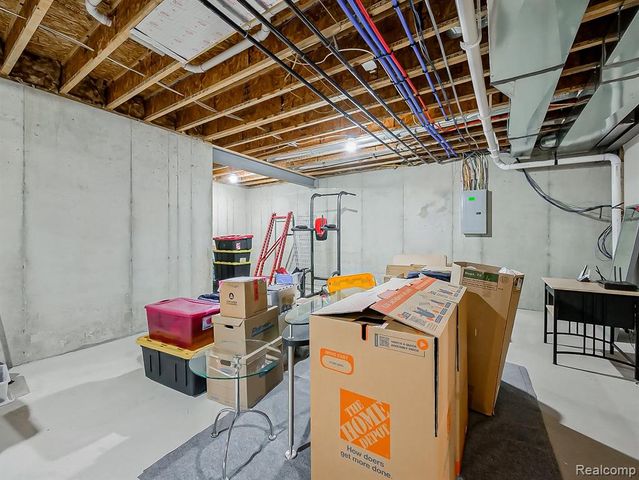 7212 Berry Field, West Bloomfield, MI 48322