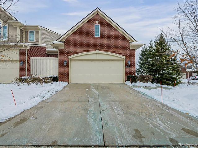 7212 Berry Field, West Bloomfield, MI 48322