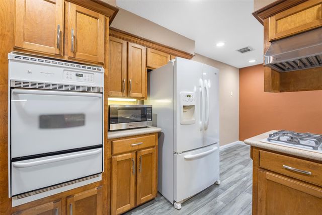 123 Ballantrae Lane, Houston, TX 77015