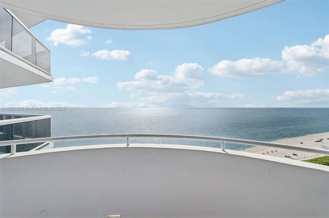 6301 Collins Ave 2203, Miami Beach, FL 33141