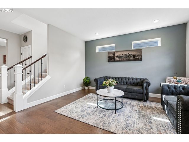 17372 Nw VIOLA St, Portland, OR 97229