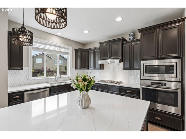 17372 Nw VIOLA St, Portland, OR 97229