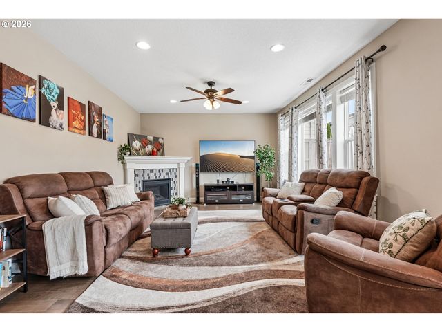 17372 Nw VIOLA St, Portland, OR 97229