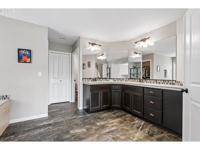 17372 Nw VIOLA St, Portland, OR 97229