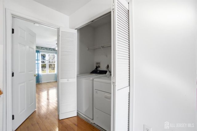 1209 Blossom Circle, South Brunswick, NJ 08810