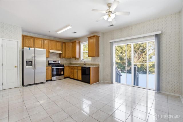 1209 Blossom Circle, South Brunswick, NJ 08810