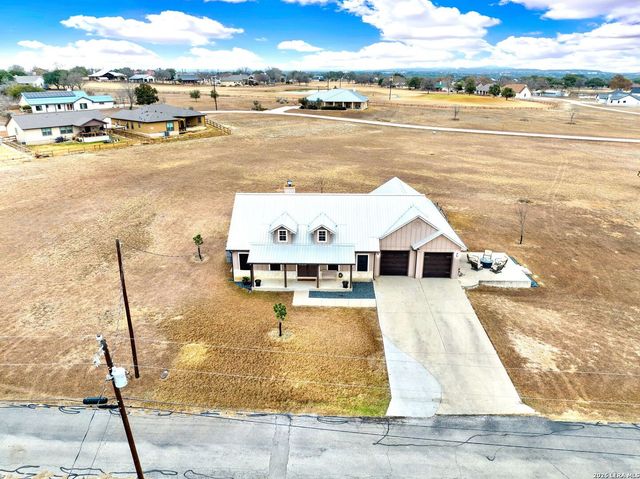 445 Spanish Grant, Bandera, TX 78003