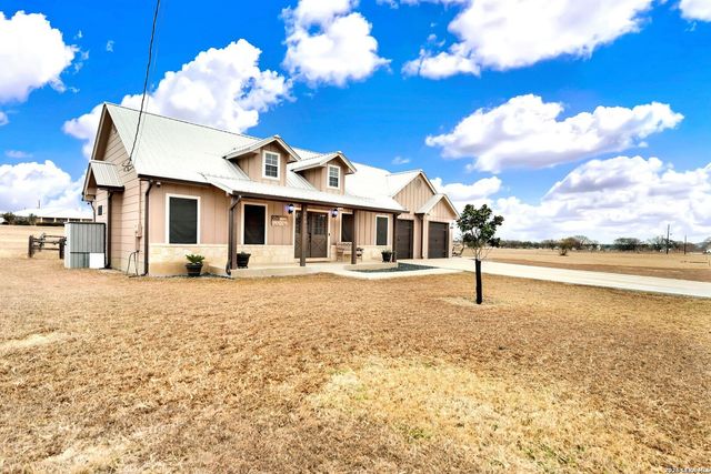 445 Spanish Grant, Bandera, TX 78003