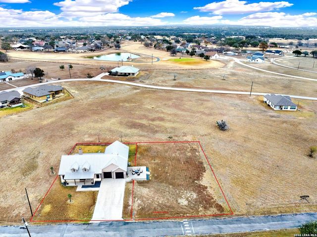 445 Spanish Grant, Bandera, TX 78003