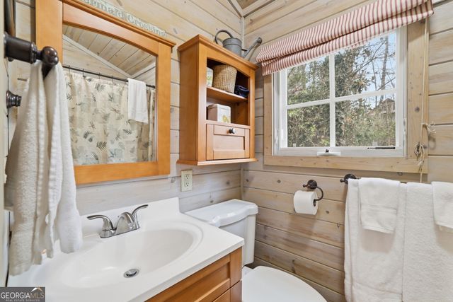 91 Rose Circle, Clayton, GA 30525