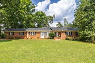 1882 Wentworth Street, Reidsville, NC 27320