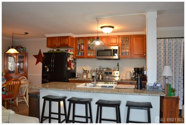 71 Eton Way, Franklin, NJ 08873