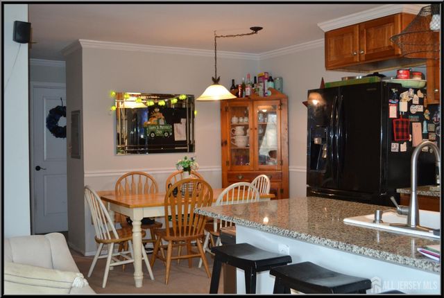 71 Eton Way, Franklin, NJ 08873