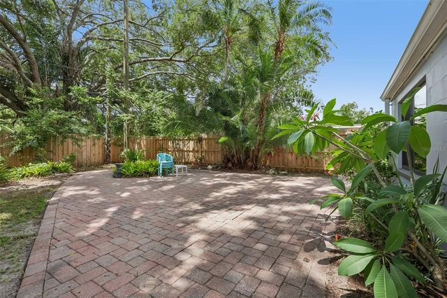 2117 BARCELONA DRIVE, Clearwater, FL 33764