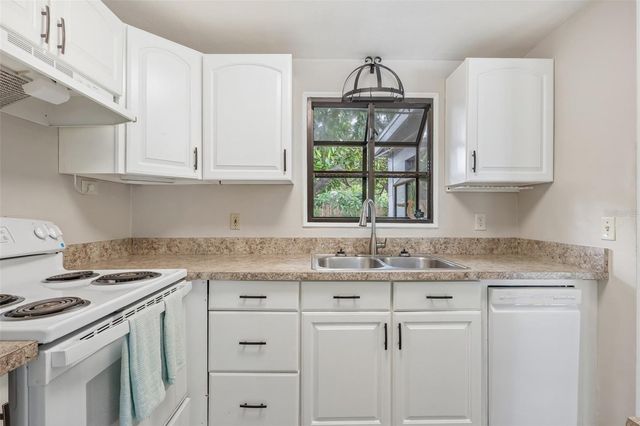 2117 BARCELONA DRIVE, Clearwater, FL 33764