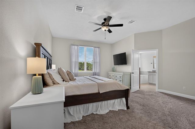 932 Wild Vine Pass, Brenham, TX 77833