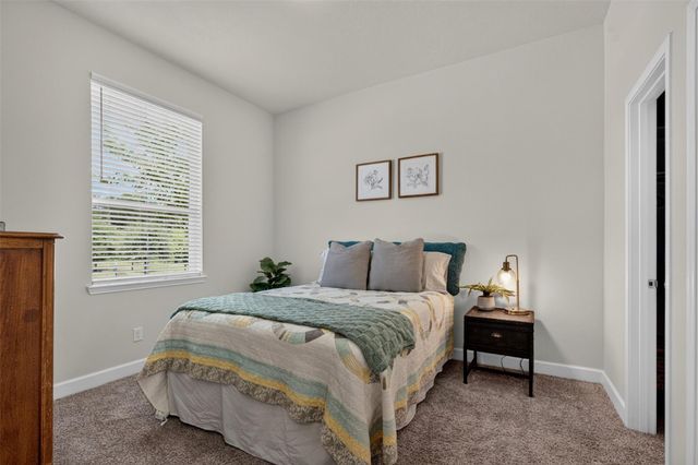 932 Wild Vine Pass, Brenham, TX 77833