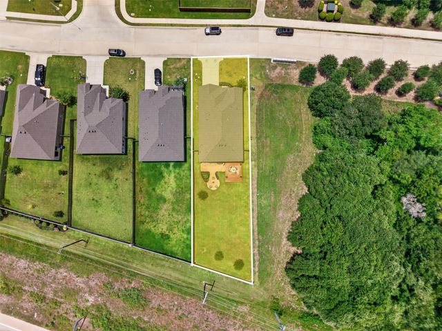 932 Wild Vine Pass, Brenham, TX 77833