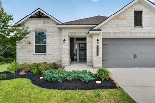 932 Wild Vine Pass, Brenham, TX 77833