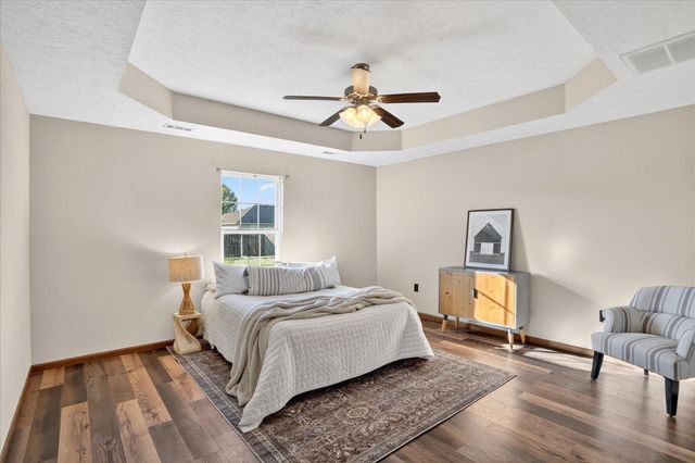 4765 S 130th Road, Bolivar, MO 65613