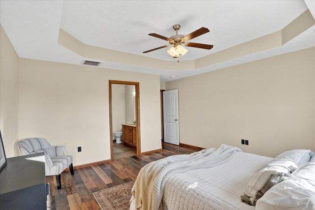 4765 S 130th Road, Bolivar, MO 65613