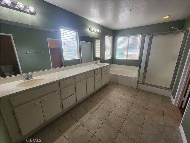 15752 Home Court, Fontana, CA 92336
