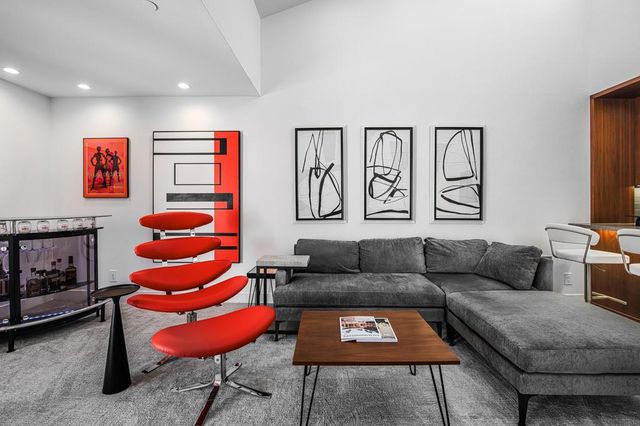 500 E Amado Road 223, Palm Springs, CA 92262
