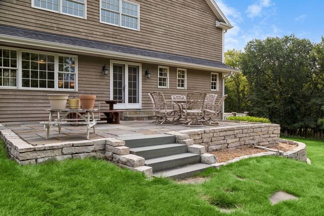 2350 Longview Circle, Orono, MN 55356