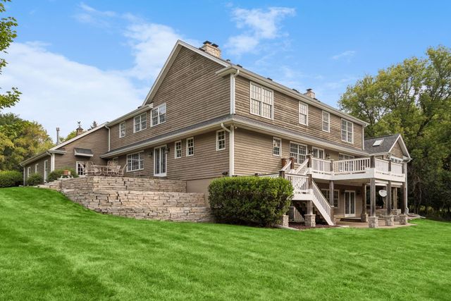 2350 Longview Circle, Orono, MN 55356