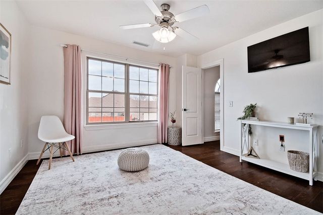 2200 S 18th Place, Rogers, AR 72758