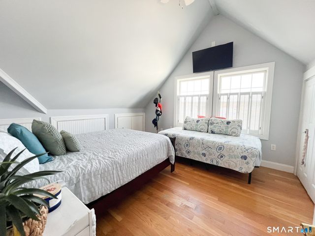 712 East Broadway, Milford, CT 06460