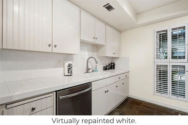 10056 Melinda Way 3, Northridge (los Angeles), CA 91325