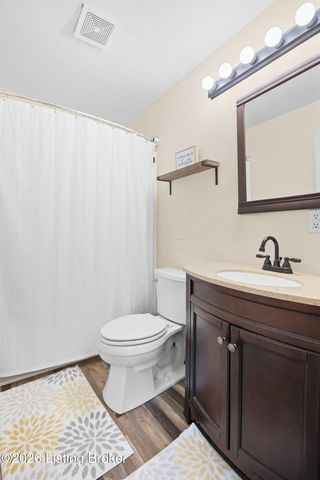 6612 Stana Dr, Louisville, KY 40258