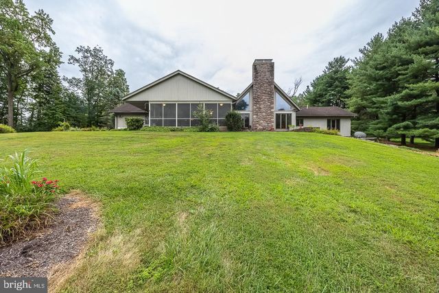 841 CADMUS RD, Pottstown, PA 19465