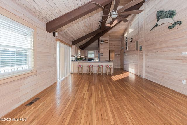 103 Salt Spray Court, Emerald Isle, NC 28594