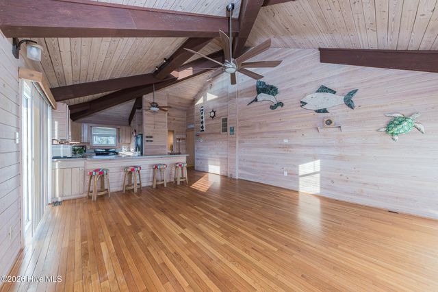 103 Salt Spray Court, Emerald Isle, NC 28594