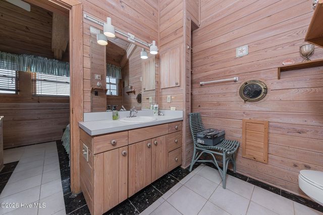 103 Salt Spray Court, Emerald Isle, NC 28594