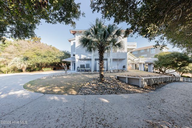 103 Salt Spray Court, Emerald Isle, NC 28594