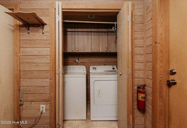 103 Salt Spray Court, Emerald Isle, NC 28594