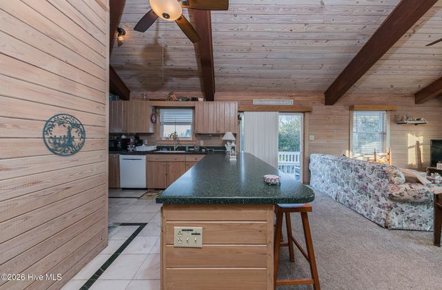 103 Salt Spray Court, Emerald Isle, NC 28594