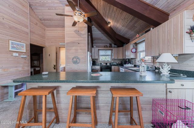 103 Salt Spray Court, Emerald Isle, NC 28594