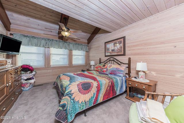 103 Salt Spray Court, Emerald Isle, NC 28594