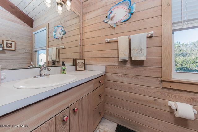 103 Salt Spray Court, Emerald Isle, NC 28594