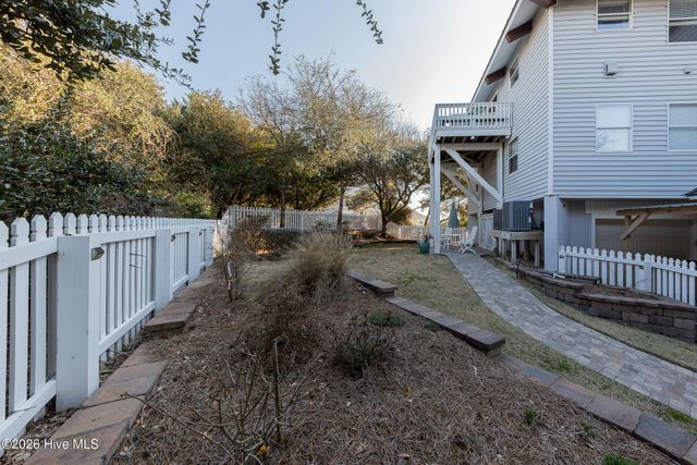 103 Salt Spray Court, Emerald Isle, NC 28594