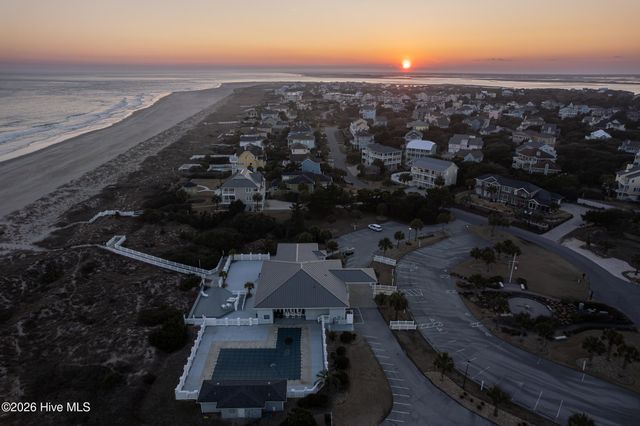 103 Salt Spray Court, Emerald Isle, NC 28594