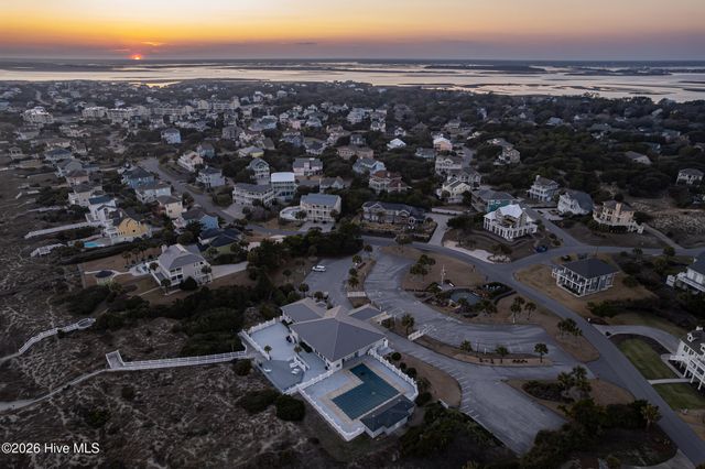 103 Salt Spray Court, Emerald Isle, NC 28594