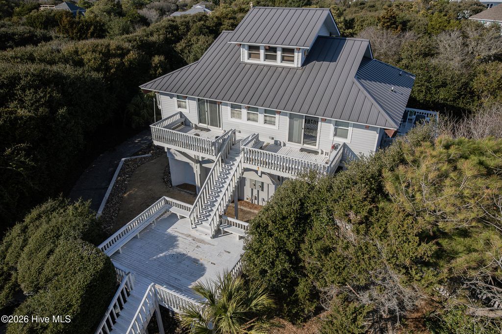 103 Salt Spray Court, Emerald Isle, NC 28594