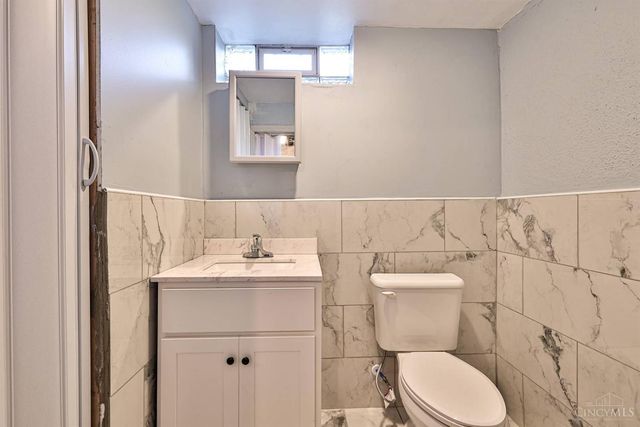 104 Waverly Avenue, Harrison Twp, OH 45405